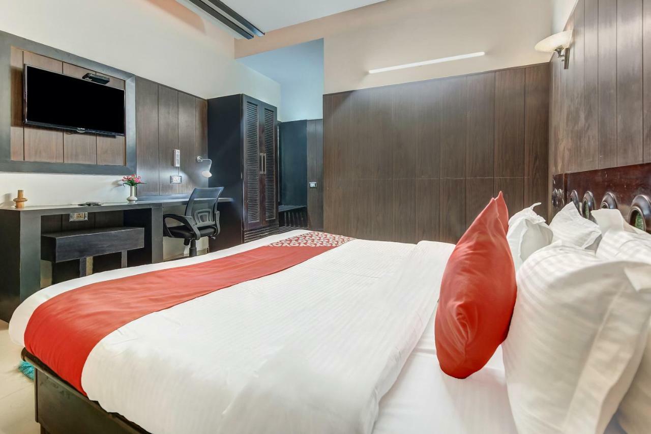Oyo 27999 Hotel Deep Sirsa Екстериор снимка