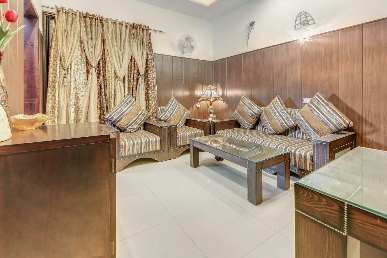 Oyo 27999 Hotel Deep Sirsa Екстериор снимка